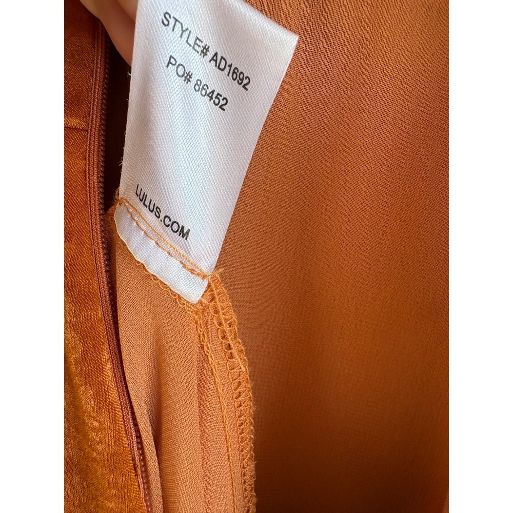 Lulus Rust Orange S Satin Midi Dress
Cottagecore Luxury. Terracotta Boho Glam. - Picture 6 of 9